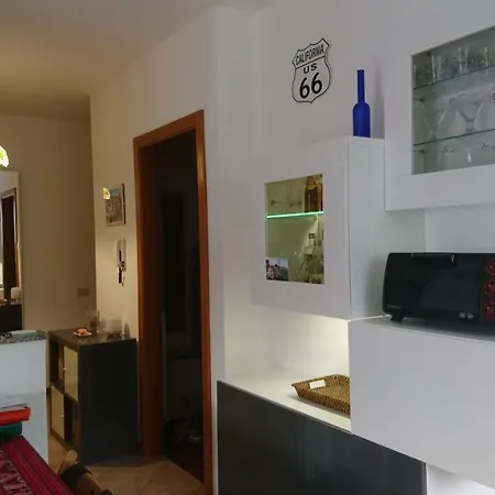 Piccolo E Confortevole Tra Trento E Riva Del Garda Villa Lagarina Exterior photo