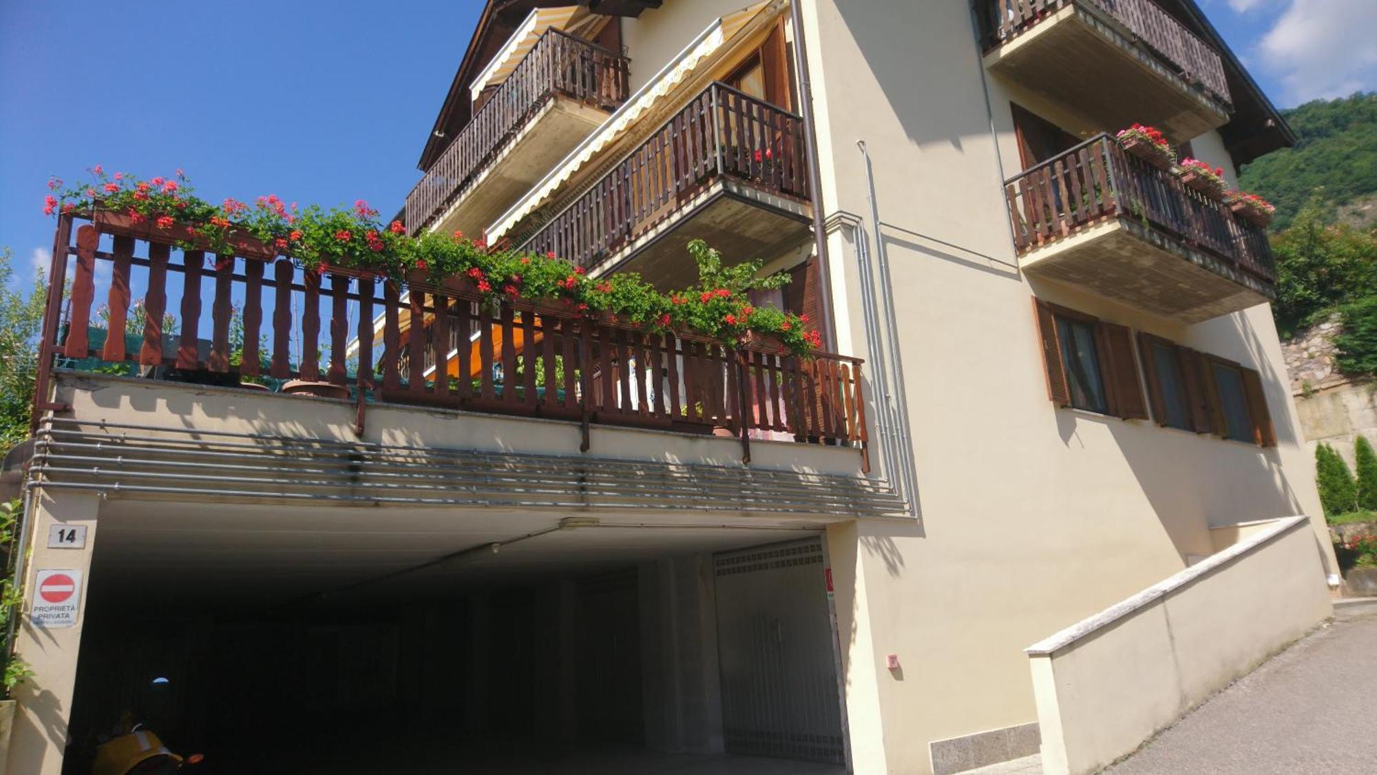 Piccolo E Confortevole Tra Trento E Riva Del Garda Apartment *